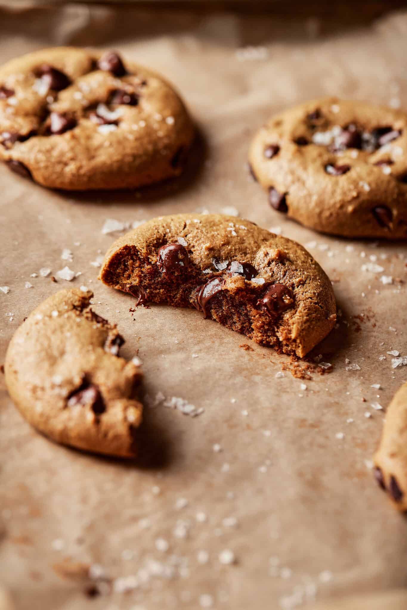Gingerbread Tahini Chocolate Chip Cookies Kalejunkie