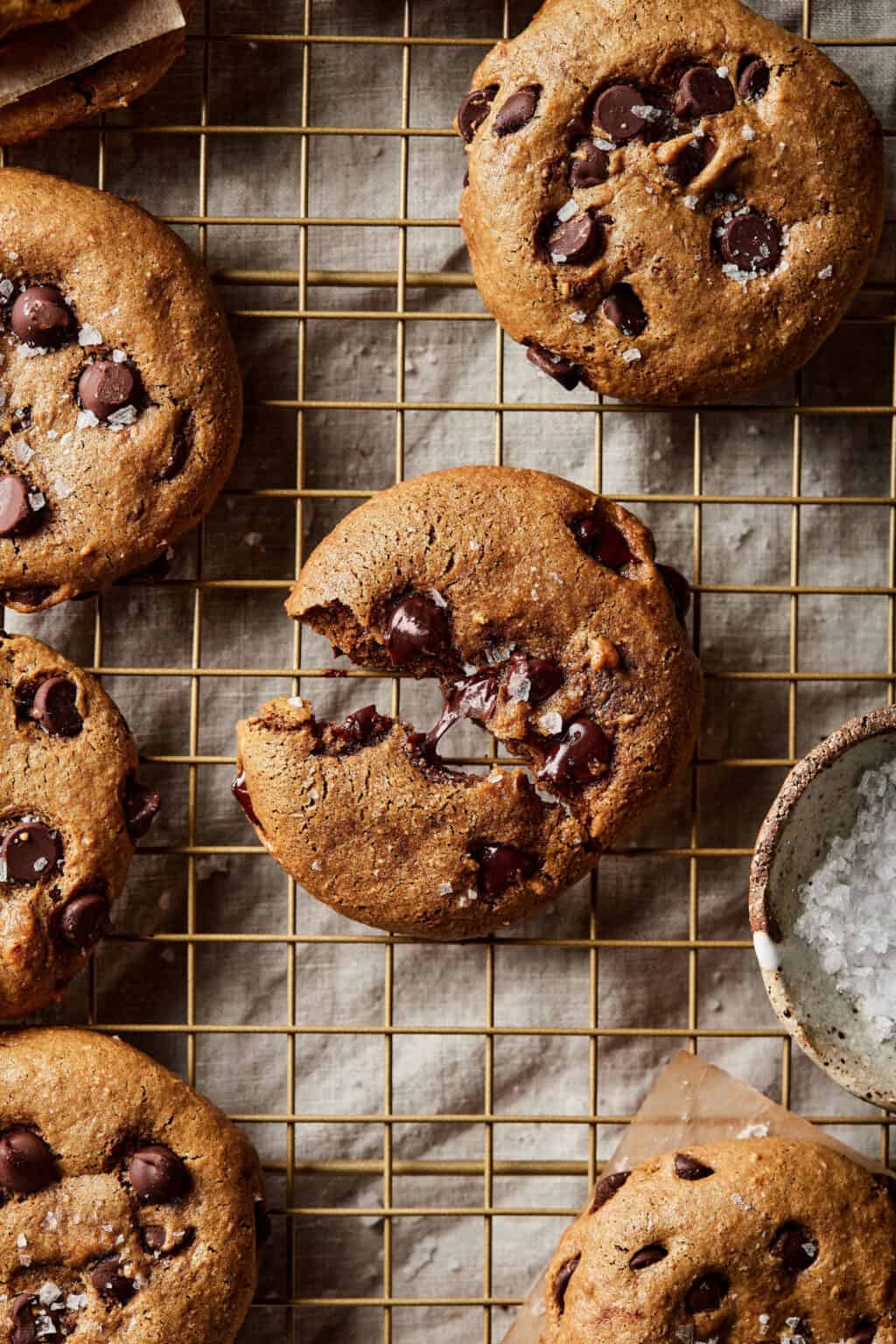 Gingerbread Tahini Chocolate Chip Cookies Kalejunkie
