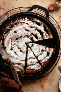 Cinnamon Roll Skillet Cake