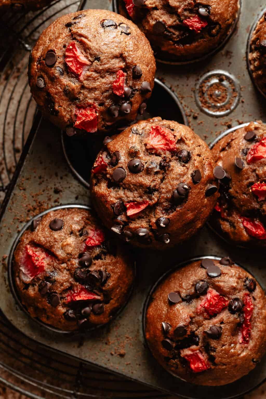 Healthy Strawberry Banana Chocolate Chip Muffins Kalejunkie