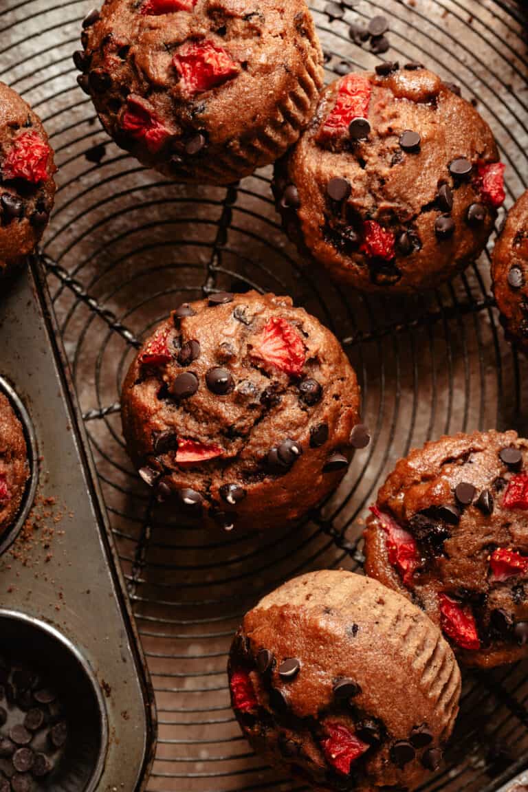 Healthy Strawberry Banana Chocolate Chip Muffins Kalejunkie