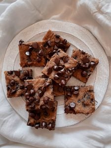 Chickpea Peanut Butter Banana Blondies