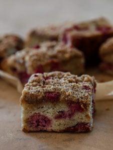 The Best Raspberry Crumb Cake