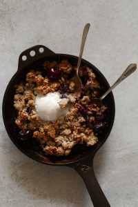VEGAN CHERRY CRISP