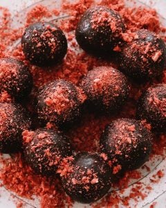 Strawberry Hazelnut Bites