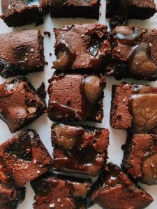 Paleo Salted Caramel Brownies