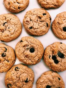 PALEO CHOCOLATE CHIP HAZELNUT COOKIES