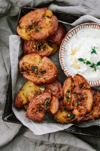 The Best Garlic Smashed Potatoes