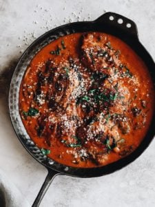 Creamy Tomato Garlic Chicken Thighs