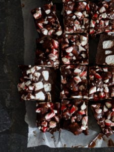Easy Peppermint Marshmallow Fudge
