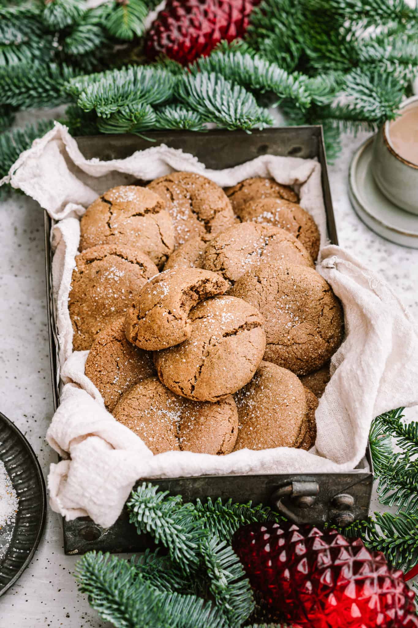 Chewy Gingerbread Molasses Cookies Kalejunkie