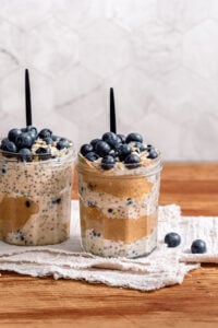 Blueberry Peanut Butter Overnight Oats