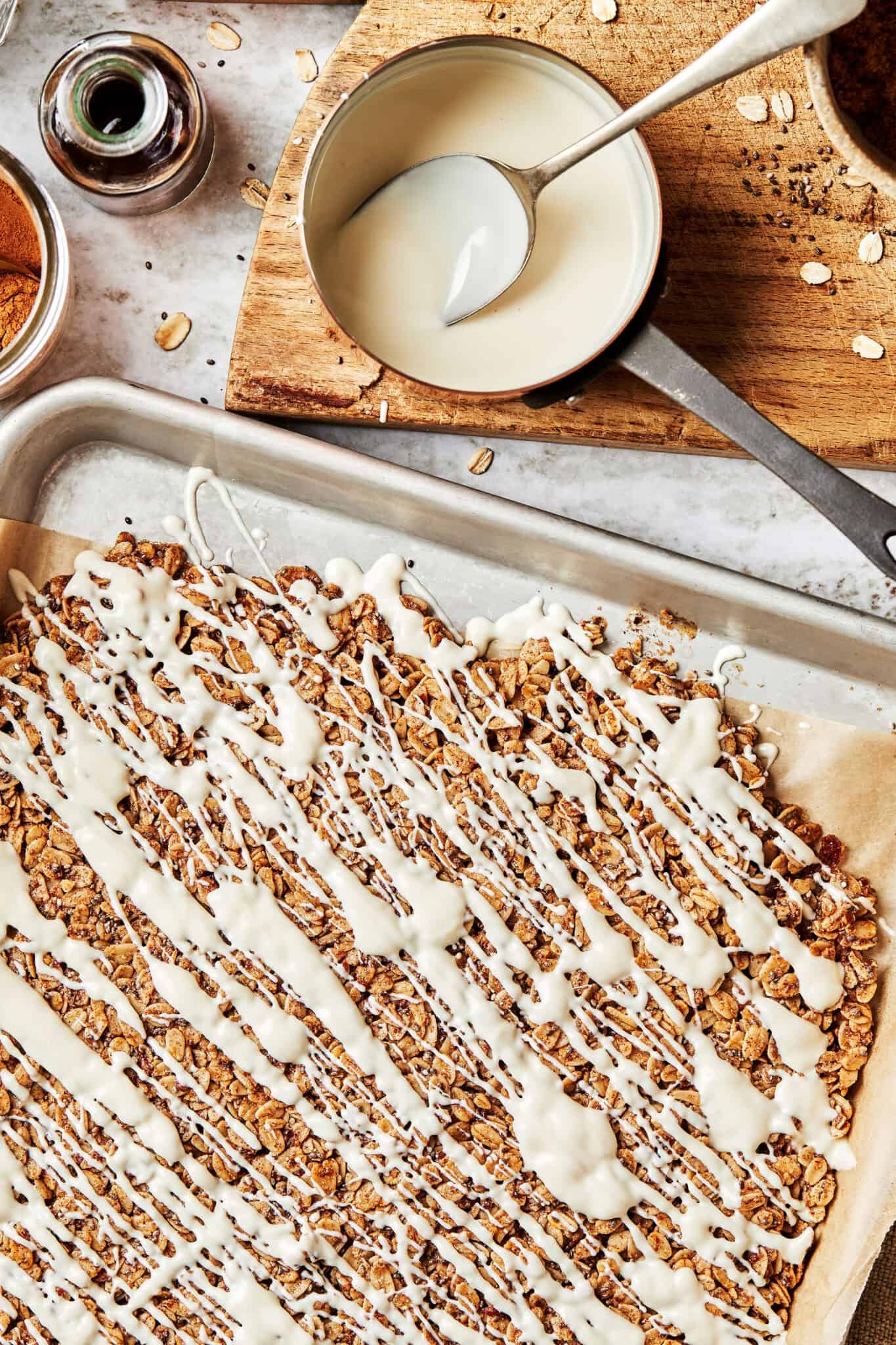 Cinnamon Roll Granola Clusters Kalejunkie