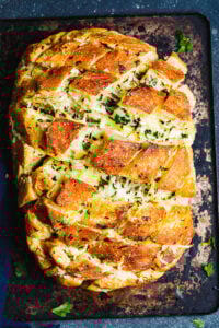 Cheesy Pull-Apart Garlic Bread