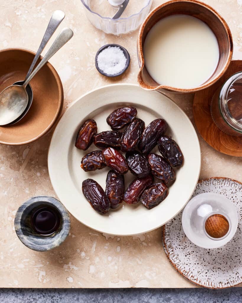 4Ingredient Date Sweetened Caramel Kalejunkie