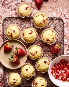 Simple Strawberry Muffins