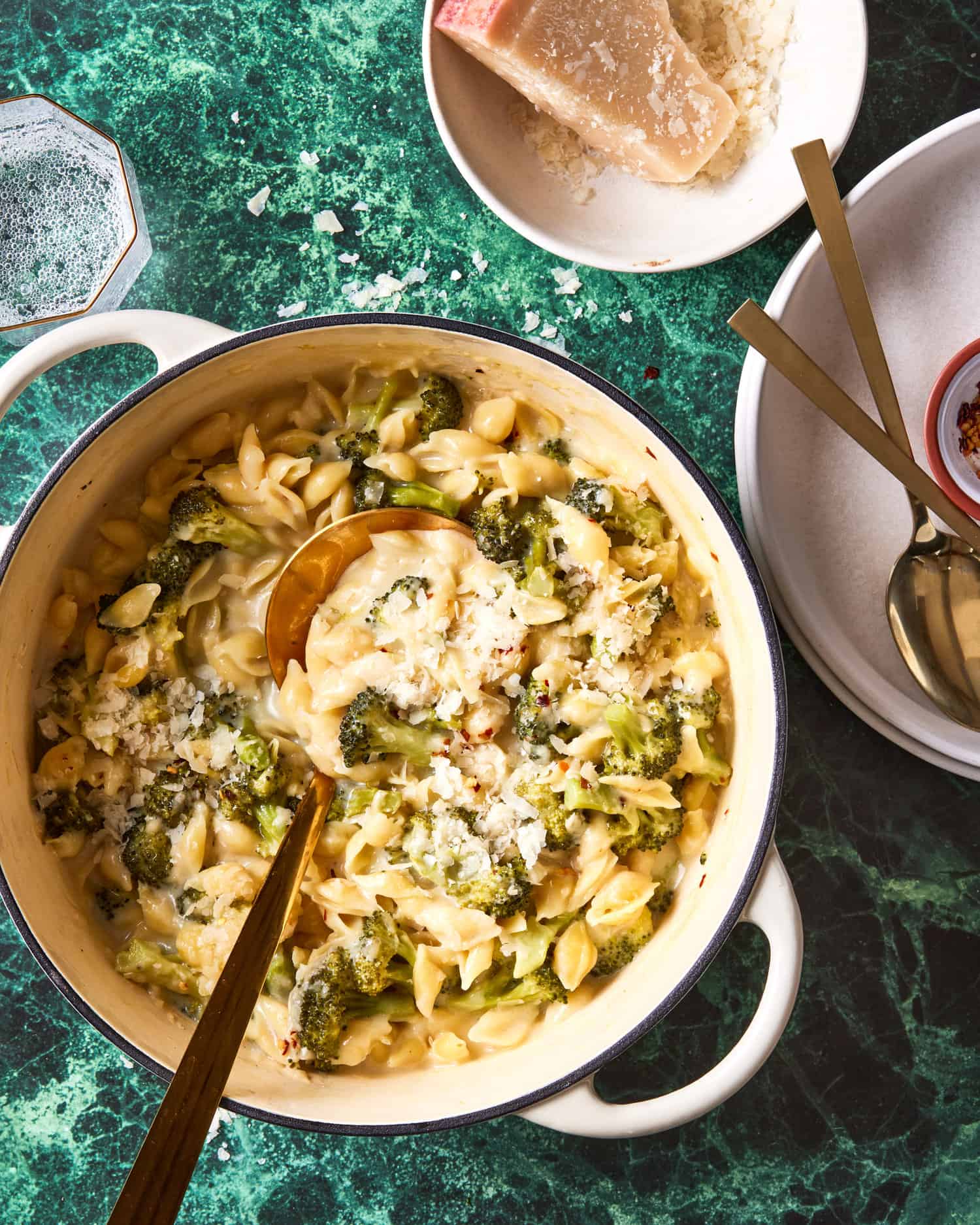 Creamy One Pot Broccoli Pasta Kalejunkie