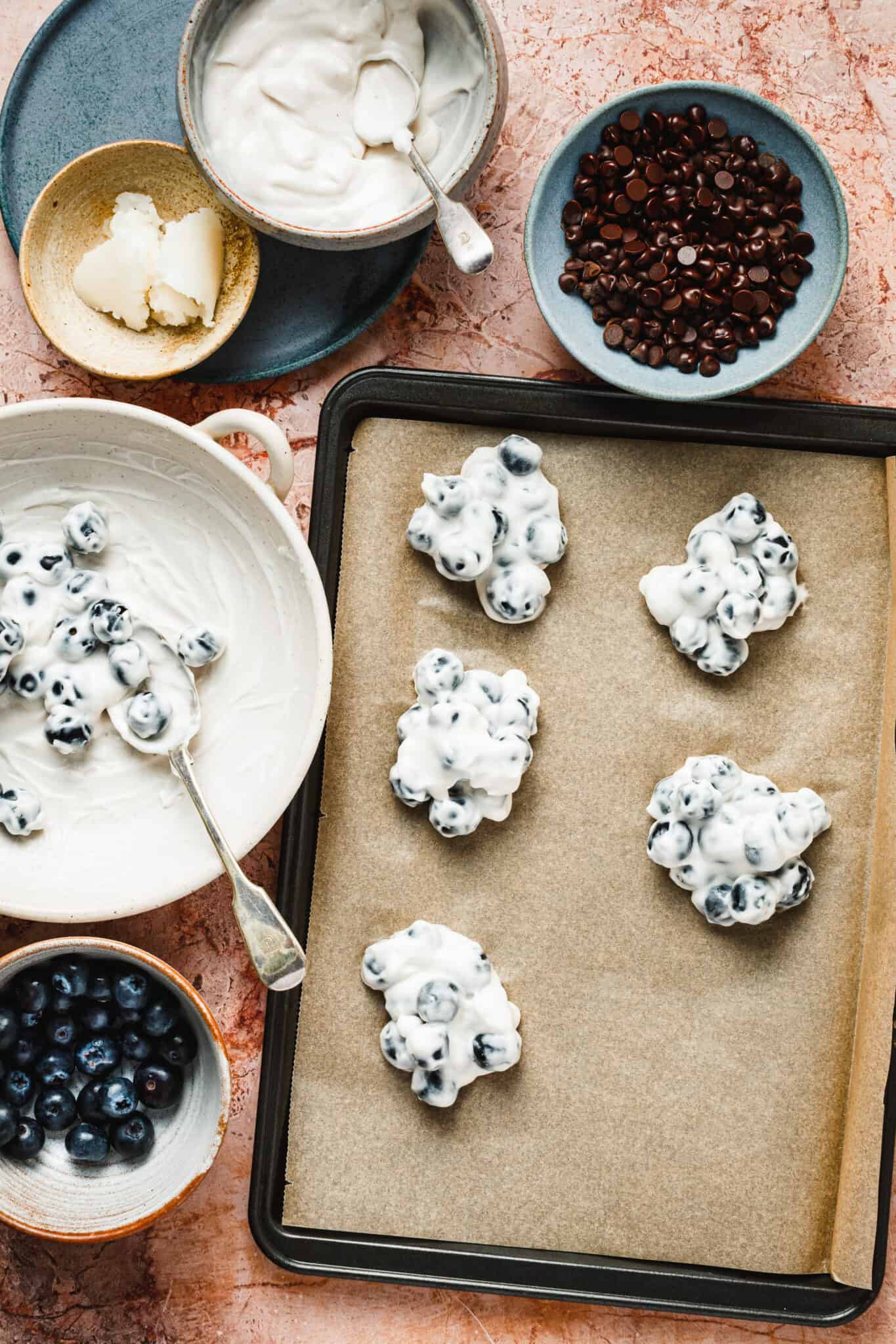 Viral Blueberry Yogurt Clusters Kalejunkie viral-blueberry-yogurt-clusters-kalejunkie