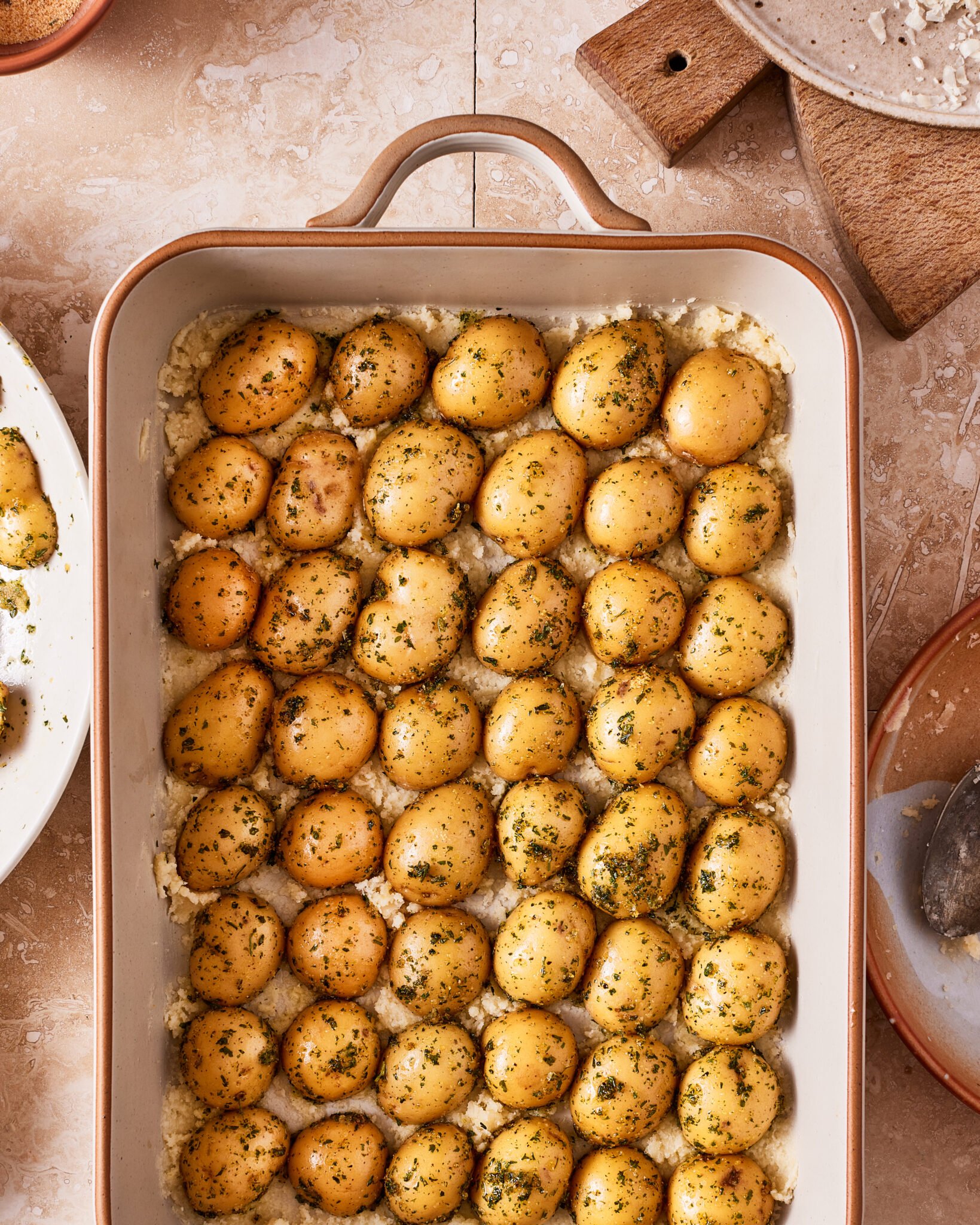 Viral Crispy Garlic Parmesan Crusted Potatoes Kalejunkie