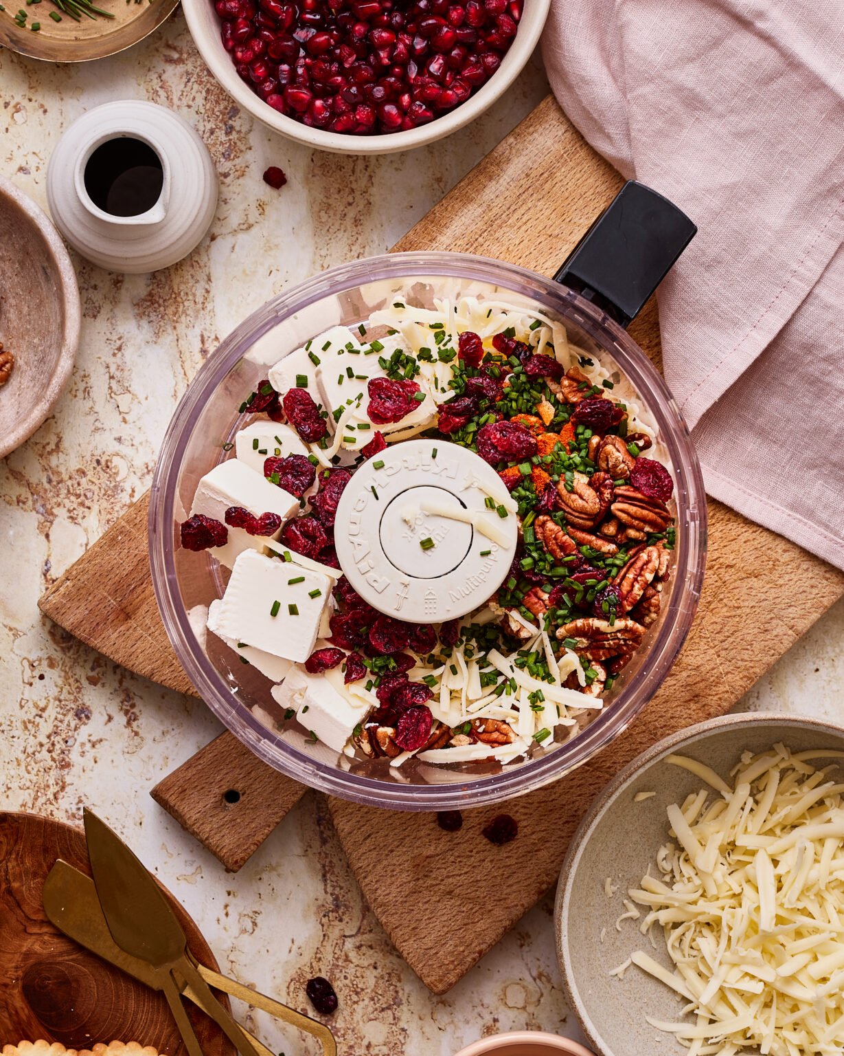 Easy Pomegranate White Cheddar Cheeseball Kalejunkie