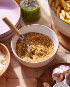 Easy Crunchy Garlic Breadcrumbs