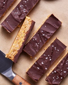 Peanut Butter Granola Crunch Bars