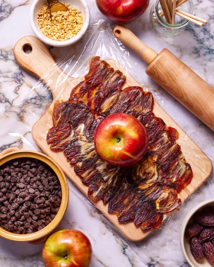 Viral Caramel Date Apple - Kalejunkie