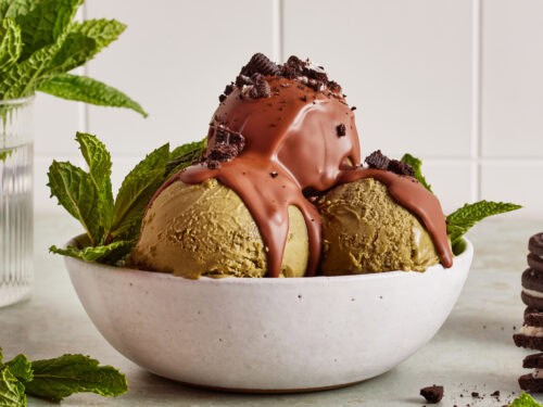 Renewコンフォートクリームgenius creatorみっちぃ Vegan Coffee Cookie Crunch Ice Cream - 6 Pints by The Comfy Cow