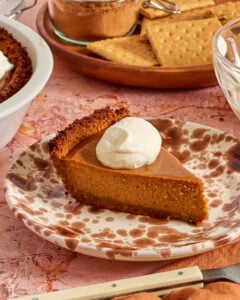 Easy Brown Butter Graham Cracker Crust Pumpkin Pie