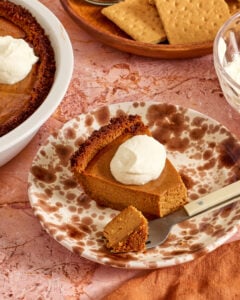 Easy Brown Butter Graham Cracker Crust Pumpkin Pie