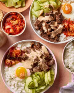 Beef Bulgogi Bowls with Spicy Sauce