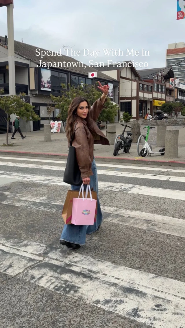 @kalejunkie SAVE this post for your next San Francisco trip, because spending a day in Japantown is so much fun and a quite a unique experience! The food didn’t rival the food I experienced in Japan—I’m just being honest—but the experience did and I can’t wait to go back and try other things! 🙂⁣
⁣
Your day’s itinerary⁣
1. Hikari Bullet Train Sushi - fun experience ⁣
2. iFun toy store - great toys⁣
3. Mochill mochi donuts - decent 🍩 ⁣
4. Kiddleton - claw machines⁣
5. Kinokuniya book store - a must⁣
6. Maruwu Seicha matcha⁣
7. Daiso - candy and all kinds of things⁣
8. Udon Mugizo - so good!⁣
⁣
#japantown #sanfrancisco #japantownsf