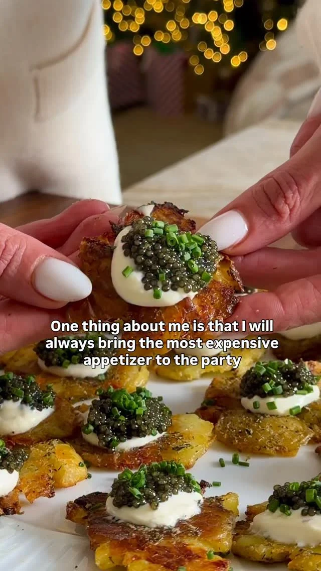 RANCH SMASHED POTATOES with caviar is what you need to bring, my girls!!! And just fyi, not all caviar is crazy expensive. Paddlefish is a great option :) Follow @kalejunkie for ideas and recipes, including how I made this ☺️
