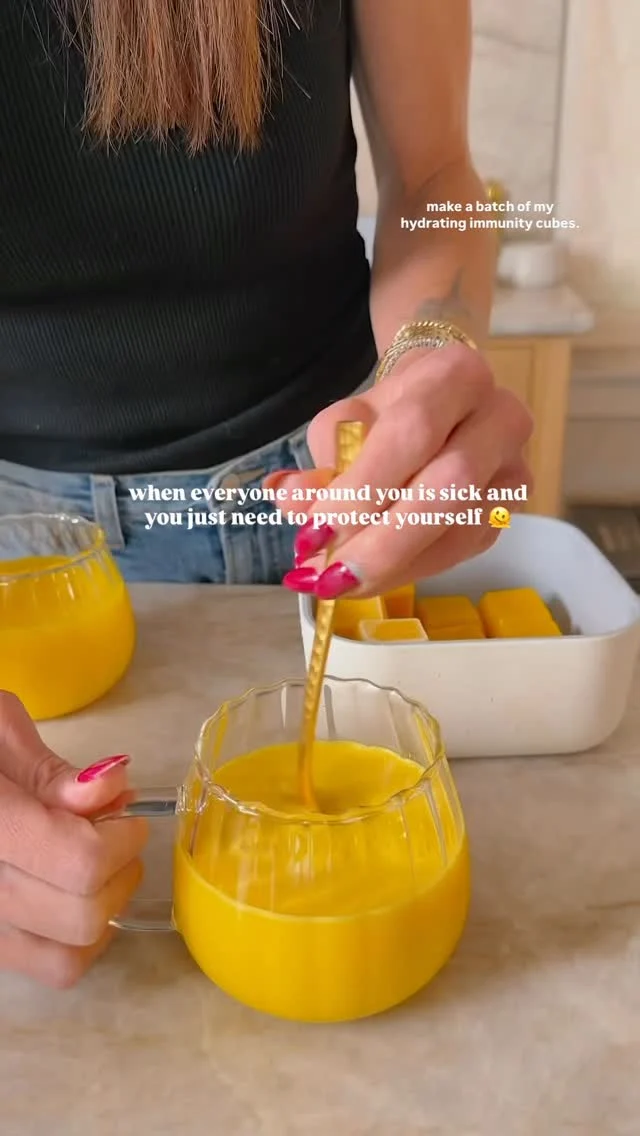@kalejunkie If you want to stay healthy & hydrated this holiday season, make a batch of my HYDRATING IMMUNITY CUBES! 🧊🍊🍋 Keep them in your freezer and enjoy with hot water, melted as a shot, or pop them into a smoothie. They are super yummy too!⁣
⁣
👉🏻👉🏻Comment LINKS and I will DM you links to my ice cube tray, mugs and everything shown!⁣
⁣
Makes 12 cubes⁣
1 naval orange, roughly chopped ⁣
½ lemon, roughly chopped⁣
1 carrot, roughly chopped⁣
2-3 small pieces raw ginger (no need to peel, just wash it, this is ~2 inches)⁣
1/3 cup honey⁣
2 tsp ground turmeric⁣
1 tsp black pepper ⁣
3 cups coconut water (or water)⁣
½ cup canned coconut milk, optional ⁣
⁣
Wash your orange, lemon, carrot, and ginger well, as these go into the blender unpeeled. Add to a high speed blender along with honey, turmeric, black pepper, coconut water/water and coconut milk, if using. Blend for about 3-4 minutes until completely smooth! Taste and adjust sweetness as desired and/or add more ginger for a stronger taste. You can then transfer the mixture to an ice cube tray and freeze right away or strain and then pour into to an ice cube tray and freeze—its personal preference. When ready to use, either add a few to a smoothie, add 3-4 to a mug and pour hot water on top, or just get creative with how you use them. Enjoy!