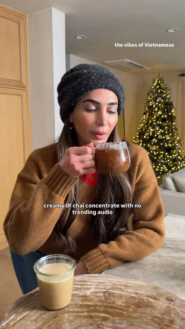 @kalejunkie CREAMY DF CHAI CONCENTRATE that you can mix into tea or coffee, cold and hot drinks and keep for 3 weeks ☕️! No, this is not traditional, so let’s get that part out of the way now before the 🧌 arrive. You don’t need to add any additional sweetener bc the dairy-free condensed milk already sweetens it for you. If I had to describe it, I’d day it has vibes of Vietnamese coffee but with chai spices?⁣
Make it and let me know what you think!⁣
⁣
SAVE this post, SHARE with friends, and FOLLOW @kalejunkie for more! I share easy, delicious recipes for everyone and you don’t want to miss a thing!⁣
⁣
1 serving = 2 tablespoons ⁣
Makes ~12oz⁣
⁣
1 11.25 oz can condensed oat milk (or coconut condensed milk or regular condensed milk)⁣
1 tsp ground cardamon⁣
1 tsp ground ginger⁣
1/2 tsp ground cinnamon ⁣
1/2 tsp ground cloves⁣
1/4 tsp ground nutmeg⁣
⁣
To make an iced drink—⁣
1 cup cold brew coffee, coffee, or tea of choice ⁣
2 tb creamy chai concentrate ⁣
Ice⁣
⁣
In a bowl or small blender, add all of the ingredients. Blend or whisk well until fully incorporated. Transfer to a covered container and refrigerate for up to 3 weeks. ⁣
⁣
#chai #chaitea #chaiconcentrate