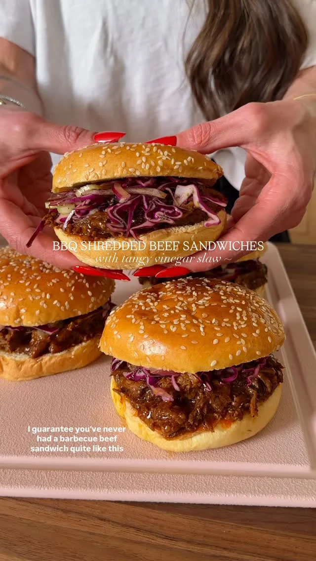 @kalejunkie BBQ SHREDDED BEEF SANDWICHES WITH NO-MAYO TANGY SLAW 🤗 a 12/10 winner! The beef is my new barbecue chuck roast recipe (see my last reel 👀) which takes less than 10 min to prep. And while it’s in the oven, make the simple vinegar slaw (no mayo bc I hate mayo 🙅🏻‍♀️) and then assemble your sandwiches! I promise this will be one of the best bbq beef sandwiches you’ll ever have, guaranteed 😏!⁣
⁣
👉🏼👉🏼 Be sure to: SAVE this post, SHARE it with friends, and FOLLOW me @kalejunkie so you don’t miss a thing!⁣
⁣
Makes 8 sandwiches ⁣
BBQ CHUCK ROAST⁣
(see last reel for full instructions)⁣
3 1/2-4 lbs chuck roast⁣
16-18 oz bottle bbq sauce⁣
2 tsp dijon mustard⁣
2 tsp smoked paprika⁣
1 tsp garlic powder⁣
1 tsp onion powder⁣
1/2 tsp salt⁣
1/2 tsp ground black pepper⁣
⁣
VINEGAR SLAW⁣
1/2 head red cabbage, thinly shredded⁣
2 stalks celery, finely sliced⁣
1/2 red onion, thinly sliced⁣
3 tb avocado oil⁣
3 tb apple cider vinegar⁣
2 tsp dried dill⁣
1 tsp paprika ⁣
1 tsp kosher salt⁣
⁣
8 brioche buns⁣
⁣
First, make the barbecue chuck roast. Detailed instructions in my last post. While that’s in the oven, make the slaw. In a large bowl, slice the cabbage, celery and red onion. I like using a mandolin to ensure everything is even. Then toss with the avocado oil, acv, and dill, paprika and salt. Toss to coat well and then let sit so the cabbage softens and the flavors soak in. When the chuck roast is done, shred and let cool. Then assemble your sandwiches—add a big scoop of beef to the bottom of the buns, followed by a big scoop of the slaw, then cover with the top of the bun and enjoy right away! ⁣