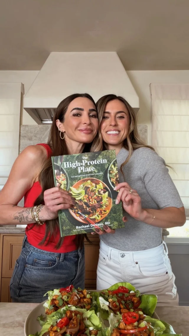 ✨ SZECHUAN CHICKEN LETTUCE WRAPS, an incredibly easy and delicious high protein recipe from @rachaelsgoodeats new cookbook, The High Protein Plate. Juicy chicken, sautéed veggies, crunchy cashews and the most delicious slightly sweet and spicy Szechuan sauce, it is so much better than takeout! And ps, it’s also great for meal prep when you store the chicken and lettuce separately. We had so much fun filming this recipe and can’t wait for you to make it 👯‍♀️!

Comment ‘BOOK’ and we will DM you the link to The High Protein Plate 📖! 

Sauce:
1/4 cup coconut aminos
1 lime, juiced
2 tb rice vinegar
1 tb coconut sugar

Chicken:
2 tb arrowroot powder
1 1/2 tsp sea salt
1 tsp garlic powder
1/4 tsp black pepper
1 1/2 lbs boneless skinless chicken breast, cut into 1-inch cubes
2 tb avocado oil
1 large red bell pepper, seeded and thinly sliced
1 white onion, thinly sliced
1 tb freshly grated ginger
4 cloves garlic, minced
1 1/2 tsp Szechuan peppercorns (or regular peppercorns)
1/2 cup dry roasted cashews

For serving:
1 head butter lettuce
4 green onions, sliced
1/4 cup chopped fresh cilantro
1 Fresno chili pepper, thinly sliced (optional)

First, make the sauce. In a small bowl, whisk together the coconut aminos, lime juice, rice vinegar and coconut sugar. Set aside. Next, cook the chicken. Add 1 tb of the avocado oil to a non-stick skillet over medium heat. Add chicken in a single layer (you may need to work in batches). Cook undisturbed for 4 minutes, then toss and cook for another 3-4 minutes, until golden and cooked through. Transfer the chicken to a plate. Add remaining avocado oil to the skillet, and add the bell pepper and onion, toss to coat, and cook for 4 minutes until softened. Add the ginger, garlic, and peppercorns and cook for 1-2 minutes until fragrant. Add chicken back to the pan and pour in the toss. Toss to coat well. Stir uncovered for 5-8 minutes, until the sauce thickens and coat the chicken. In the final minutes, stir in the cashews. Remove from heat and assemble the lettuce cups. Layer two lettuce leaves together and fill with the chicken mixture. Top with green onions, cilantro, and Fresno chili, if using. Eat and ENJOY!!!