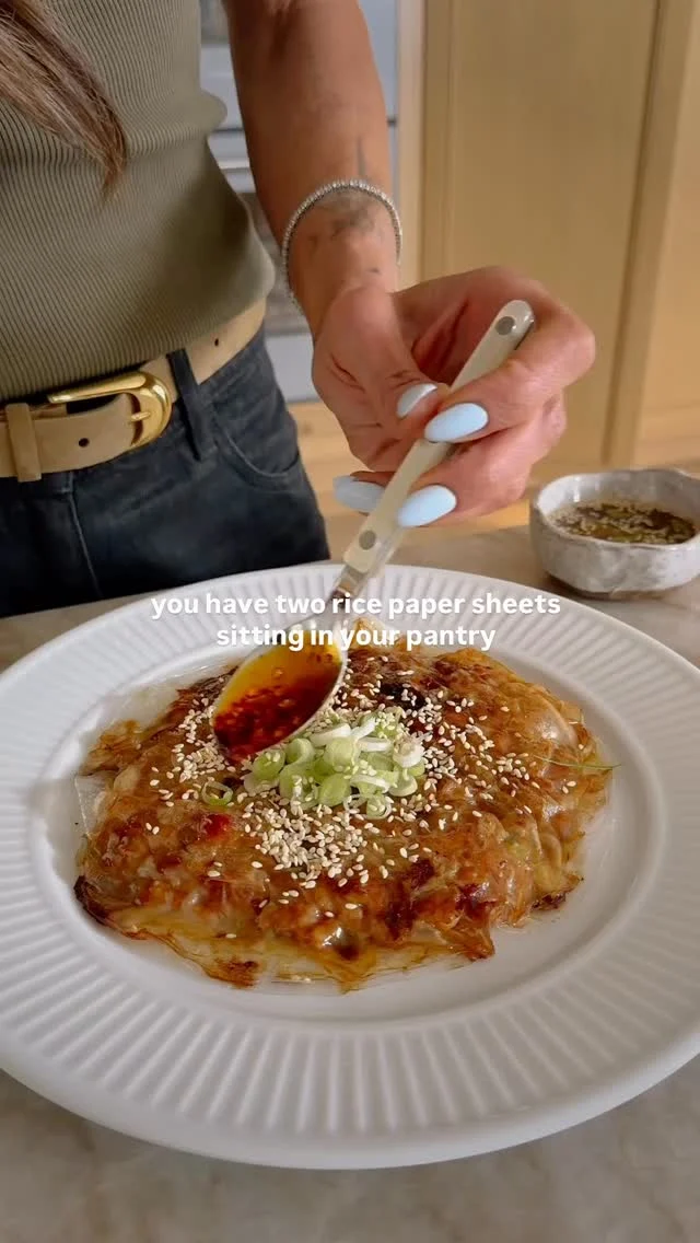 @kalejunkie SHRIMP RICE PAPER PANCAKE, a fun and easy way to use up those rice paper sheets sitting in your pantry :) I’ve been seeing these floating around the internet and I had to give it a go—so, so yummy!

SAVE this post, SHARE with friends, and FOLLOW me @kalejunkie for easy, fun recipes!

Shrimp pancake
1/2 lb peeled, deveined shrimp, chopped
1 tb cornstarch or tapioca flour
1 tsp sesame oil
1 tsp dark soy sauce (or low sodium soy sauce)
3 green onions, finely chopped 
1/2 tsp white or black pepper
2 sheets rice paper

Dipping sauce
2 tb low sodium soy sauce
1 tb rice vinegar 
1 tsp ginger paste 
1 tsp sesame seeds

Make dipping sauce and set aside. Chop shrimp very finely and add to a bowl along with the cornstarch/tapioca flour, sesame oil, soy sauce, green onions, and black pepper. Mix well. Spread mixture evenly onto one (dry) rice paper sheet. Cover with other (dry) rice paper sheet. Add 2 tb avocado oil to a non-stick skillet over medium heat. When the pan is hot, add the pancake. Let cook 3-4 minutes then flip to the other side and let cook for 3-4 minutes longer, until cooked through. Transfer to a plate. Cut or break apart and dip in the sauce and enjoy immediately.