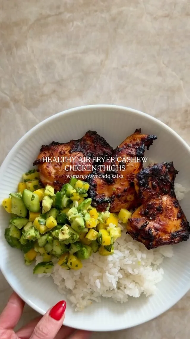 @kalejunkie HEALTHY AIR FRYER CASHEW CHICKEN THIGHS W/MANGO AVOCADO SALSA, a healthy summer meal that the whole family loves—it’s fresh, tangy, has summer vibes written all over it, and you don’t need a grill to get that crisp :)⁣
⁣
Comment LINK for the best stainless steel air fryer ever!⁣
⁣
Makes 4 servings⁣
CASHEW CHICKEN:⁣
1 1/2 lbs boneless, skinless chicken thighs ⁣
1/2 cup creamy cashew butter⁣
1 lime, zested and juiced⁣
1/4 cup low sodium soy sauce⁣
2 tb honey⁣
3 cloves garlic, minced⁣
1/4 cup greek yogurt⁣
⁣
MANGO AVOCADO SALSA:⁣
2 persian cucumbers⁣
3 green onions, diced⁣
1 cup mango, diced⁣
1 large avocado, diced⁣
1/3 cup cilantro, finely chopped⁣
1 lime, juiced⁣
1 tb rice vinegar ⁣
1/2 tsp kosher salt⁣
1/2 tsp crushed red pepper flakes⁣
⁣
2 cups cooked jasmine rice⁣
⁣
Add chicken to a large bowl and add all of the ingredients listed above. Toss to coat well and set aside so the flavors soak in, or you can air fry immediately to save time (see below). Next, make the salsa. Add all the salsa ingredients to a bowl and toss to coat well and set aside. Set air fryer to 400F. Lay the check in a single layer and air fryer for 15-16 minutes, flipping halfway through. I like to brush the extra marinade from the bowl onto the chicken after flipping, but that’s optional. Assemble bowls with rice, chicken and the salsa on top. Serve and enjoy!⁣