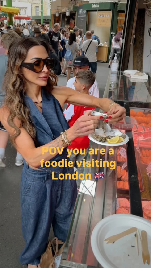 @kalejunkie LONDON BOROUGH FOOD MARKET, what I ate, saw, etc! I’ve been to London 4 times and this was my first visit. If you aren’t familiar, Borough Market is one of London’s oldest and most famous food markets, with roots going back over 1,000 years. Today local vendors sell everything from cheeses and seafood and meat, to pastries, spices, produce, and street food from around the world. Yes, there were a few tourist traps, but it was mostly incredible gems!! The artisan cheeses were amazing, fresh oysters, and I did have to try the viral strawberries covered in Belgian milk chocolate (they were amazing but very sweet, the boys and I could not eat this entire container!). 10/10 recommend visiting on your next trip to London, just go early because it gets crowded fast. LMK if you’ve been and the best thing you ate!👇🏼 #london #travelgram #boroughmarket @bylinetravel