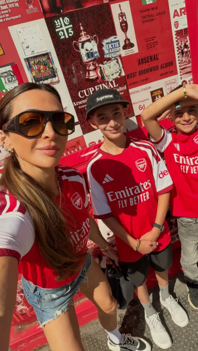 If you are just here for the recipes, don’t worry they will be back tomorrow. In the meantime, there’s this ⚽️ #london #arsenal IB: @itstheconsciousmom